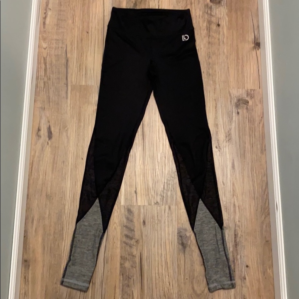 Aeropostale Stirrup Leggings